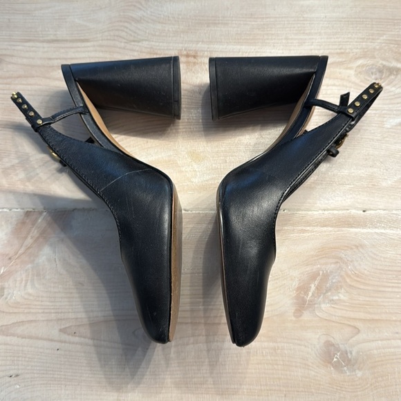 Vince Camuto Pump - Picture 7 of 9